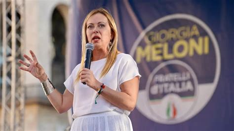 De Overwinning van Giorgia Meloni: Een Transformatieve Shift in de Italiaanse Politiek